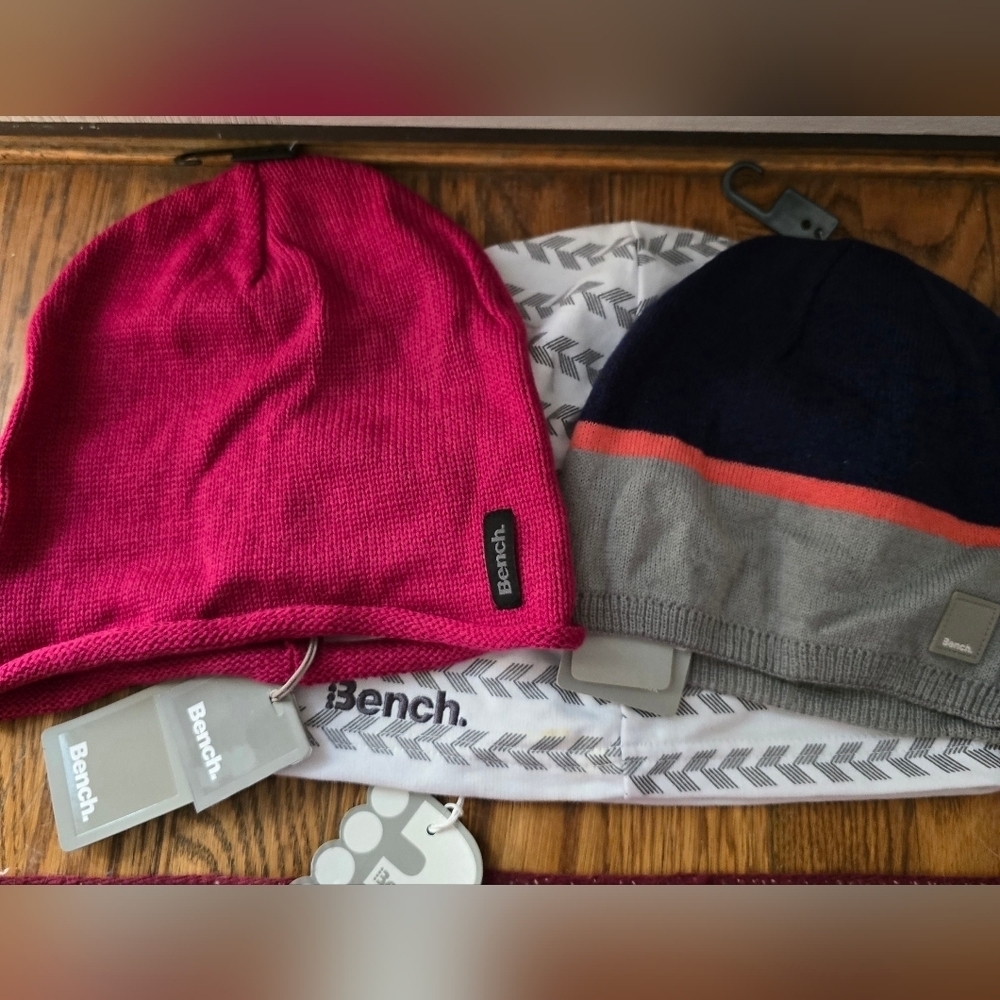 Set of 3 Bench Beanies